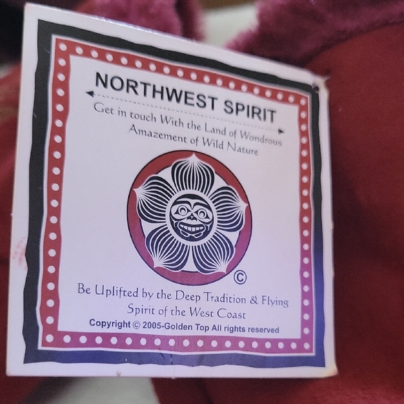 Northwest Spirit Red Mittens with Fur Trim - Picture 2 of 7